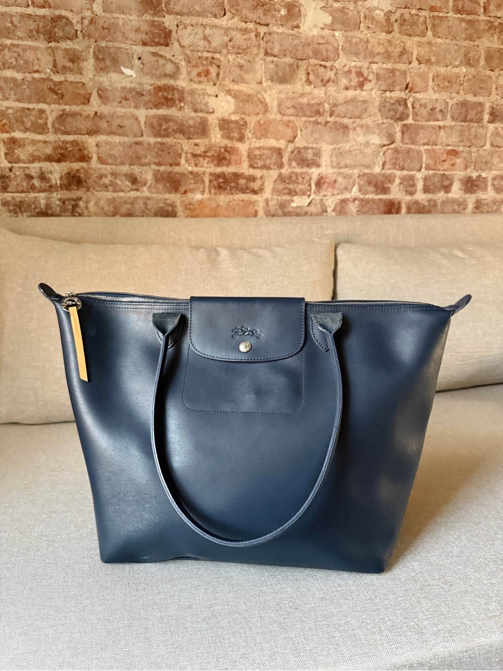Longchamp Le Pliage Large Navy Coated Canvas (faux leather) Double-Handle Tote - Picture 3 of 6